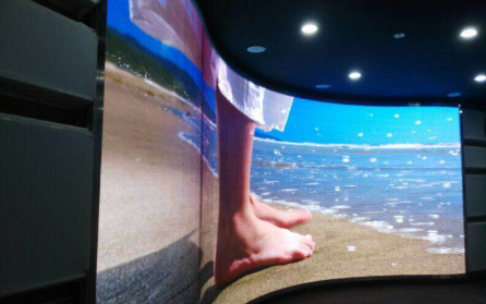 云南LED柔性屏的特點