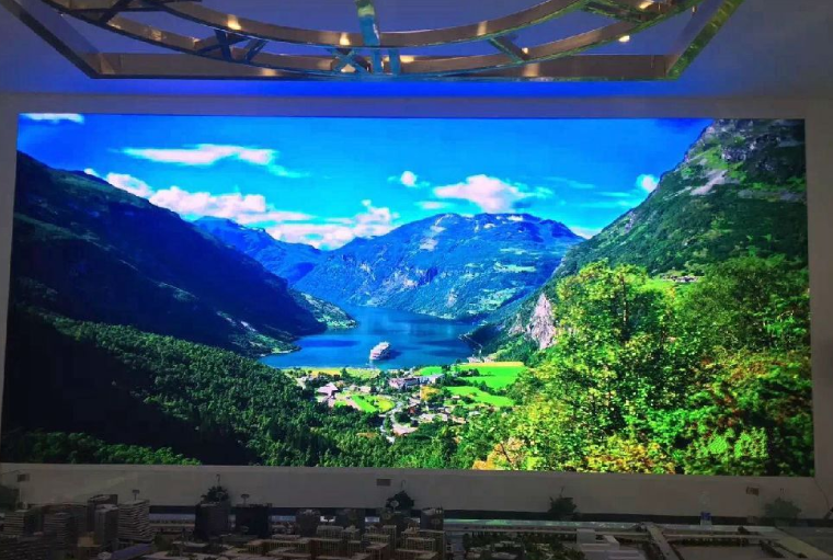 會議大屏幕采用led顯示屏